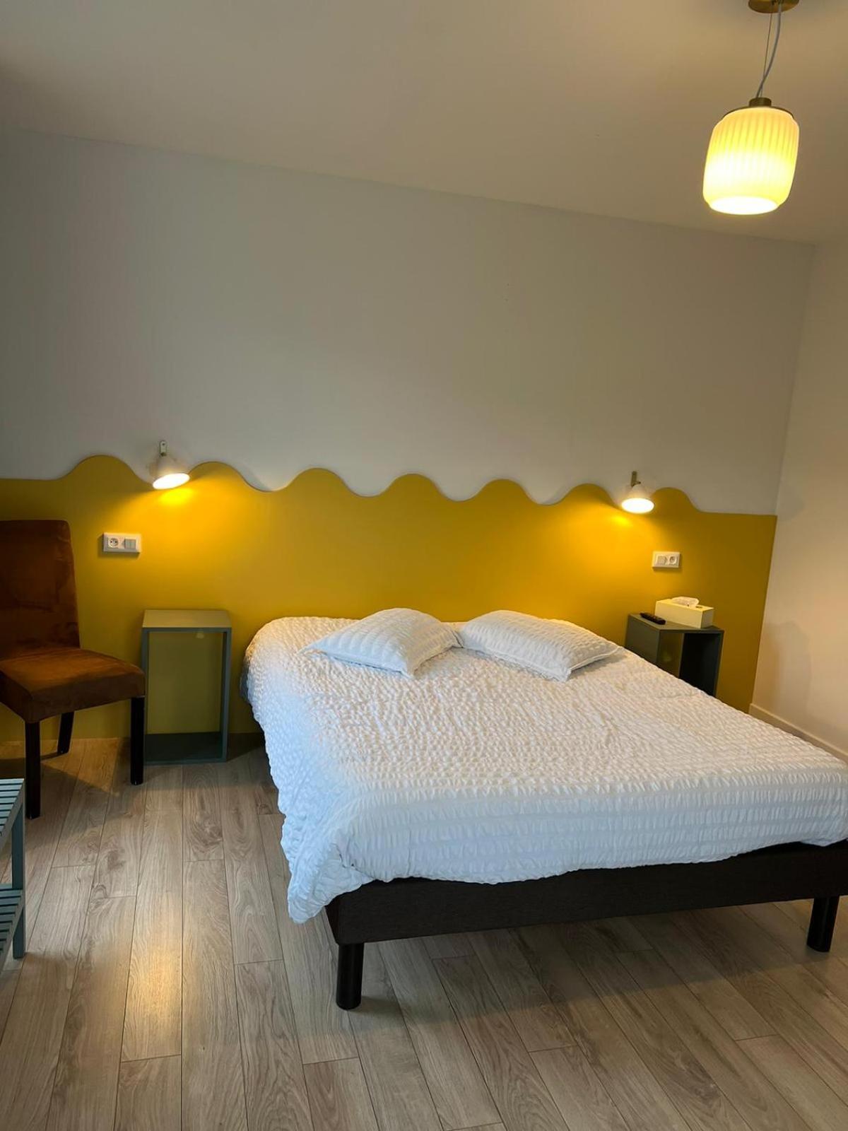 Hotel Les Voisins Beaucemaine Ploufragan Esterno foto