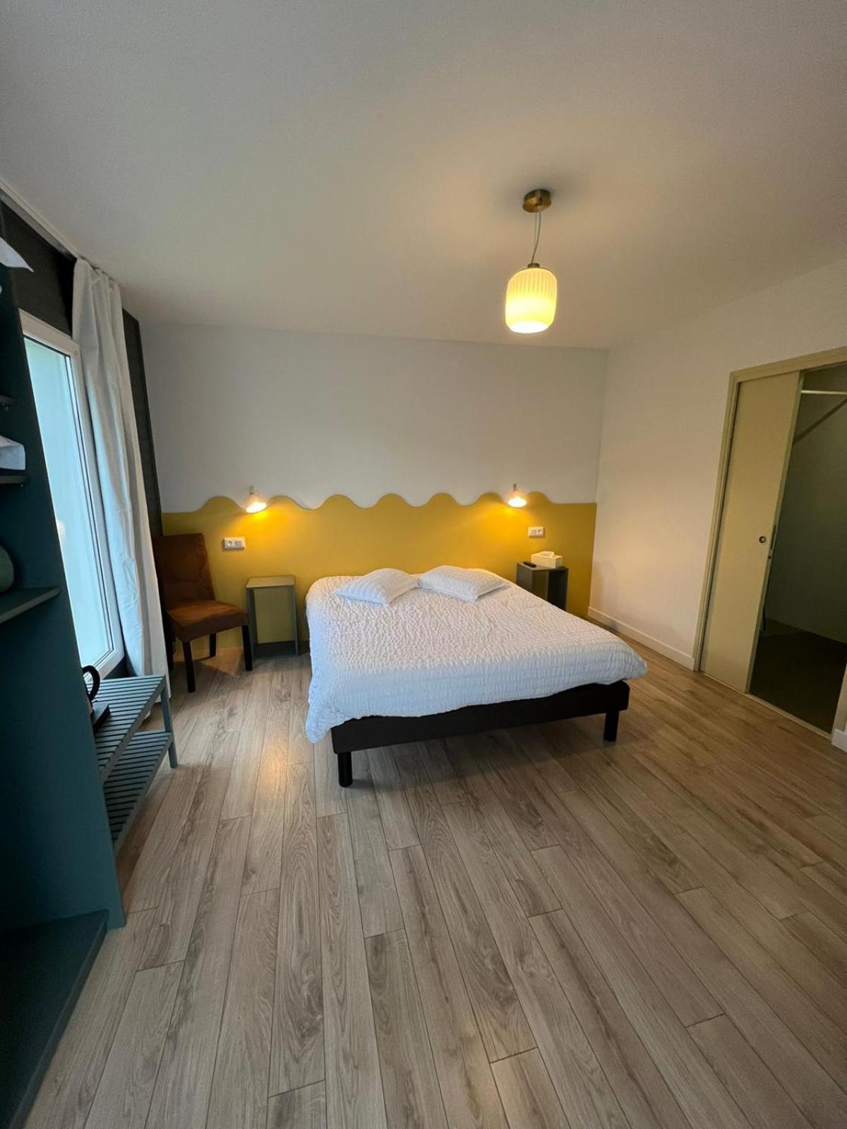 Hotel Les Voisins Beaucemaine Ploufragan Esterno foto
